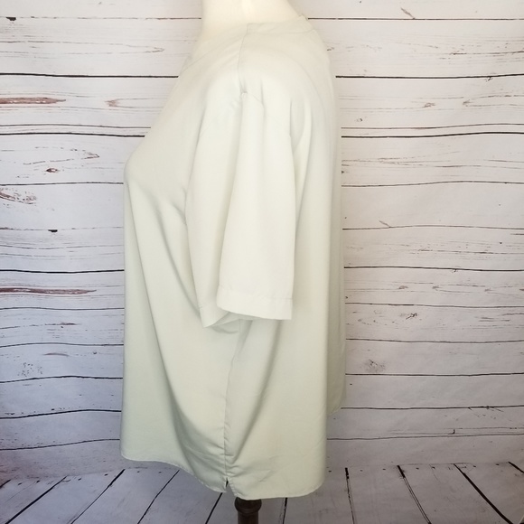 FASHION BUG Short Sleeve Blouse 22/24 - Picture 4 of 6